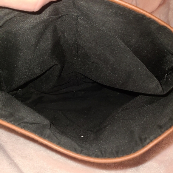 Caramel color crossbody bag - Picture 5 of 7